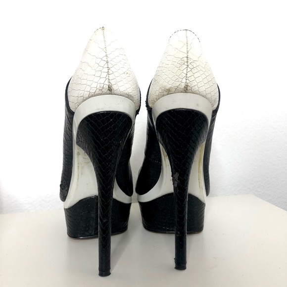 Bebe shoes high heels pumps size 7 - Picture 3 of 5